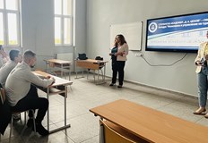 Преподаватели показаха пътя към висшето образование пред учениците от ПГ