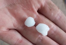 Метеоролозите предупреждават за интензивни гръмотевични бури и възможни градушки утре