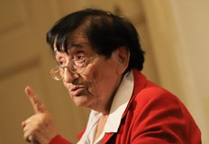 Мика Зайкова Крадем от бъдещето на децата си с настоящата