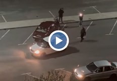 Тийнейджъри рискуват живота си за популярност в мрежатаГрупа младежи от