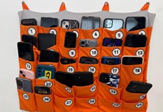 МОН подготвя законови промени които ще ограничат използването на мобилни