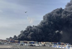 Обществен гняв след взрива в най голямото търговско пристанище на странатаДен