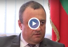 Иван Иванов Не е ясно защо скоростта е 70 км ч