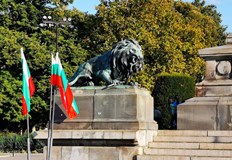 След шествието следва фолклорен концерт в центъра на градаКонфедерацията на