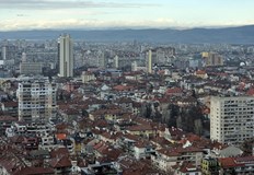 Заможни българи блокират социалните жилища с годиниБогаташи масово обитават общински