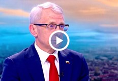 Бившият служебен премиер критикува министри от кабинета Желязков и напомни