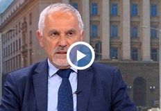 Бившият зам министър на външните работи коментира че митническата политика на