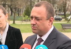 Започва спешна проверка за изясняване на причините за катастрофата при