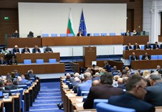 Наталия Киселова отчете 44 заседания и отбеляза успех в създаването