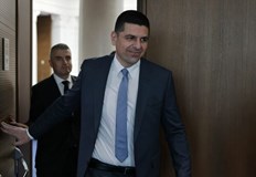 Кандидатите за поста са шестимаНа Национална конференция днес Движение Да