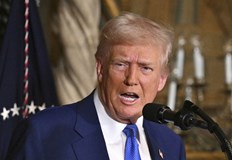 САЩ чакат от три седмици подпис от Украйна за сделка