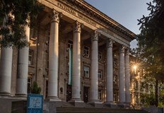 Увеличение ще има при специалностите педагогика информатика и икономикаСтудентите в