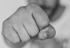 Мъж заплаши с убийство 30 годишната си партньоркаСериозен инцидент на домашно