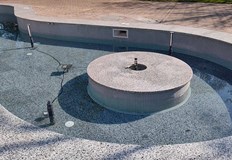 Новият шадраван в квартал Здравец стана жертва на посегателство още