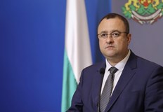 Директорът на дирекция Поддържане на пътната инфраструктура и началникът на