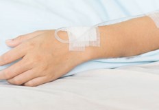 Близките на жената призовават за кръводаряване обмислят съдебни действия срещу