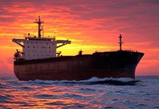 Над една трета от корабите използвани от Русия за заобикаляне