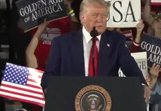 Американският президент отбеляза юбилея с мащабен митинг в МичиганДоналд Тръмп