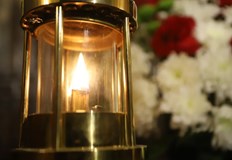 Огънят ще бъде разпределен от Синодалната палата в столицата до