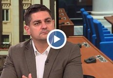 Даниел Митов прикрива контрабанда на висши кадри в МВРЛидерът на