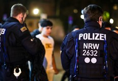 Полицията откри ампули с рицин и аконитин на тавана в