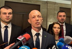 Депутатът от Възраждане алармира за лобистки интереси и отслабен контрол