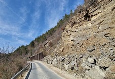 Шофьорите трябва да се движат с повишено внимание по няколко