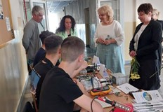 Специалността ще се предлага в дуална форма на обучениеПГЕЕ Апостол