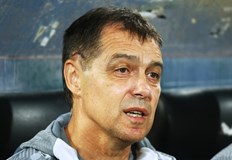 Бившият национален селекционер води битка с тежко заболяванеВеликденски благотворителен търг