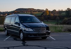 Автомобилът е претърпял катастрофа и има сериозни повреди в електроникатаОбщина