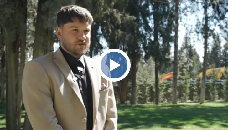 Даниел Янков има семеен бизнес, свързан с производството и замразяването на плодове