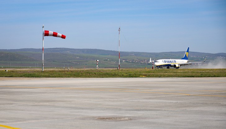 Граждани настояват и за преразглеждане на концесията на Летището
