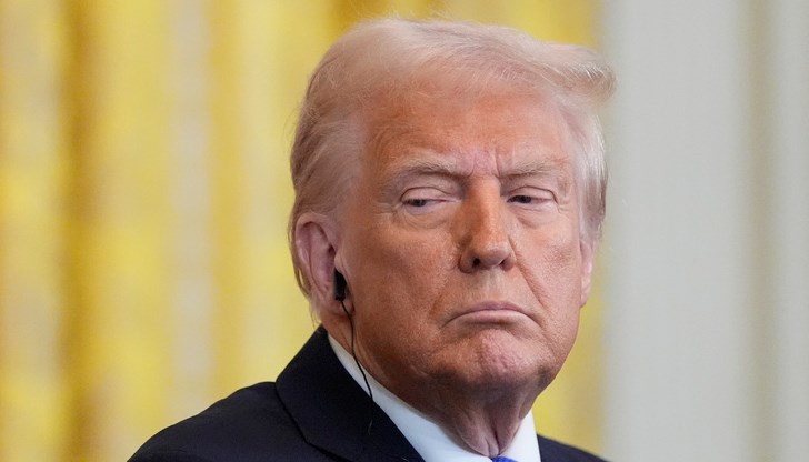 Едва 42% от американците одобряват работата на президента