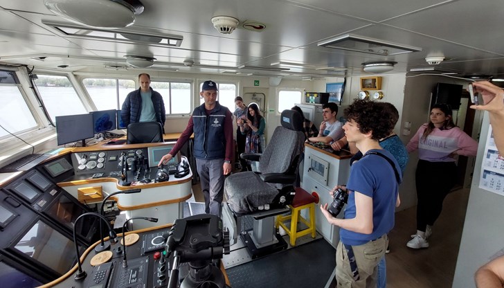 Учениците се запознаха с хидрографските технологии по време на кампанията „Детективи на европейски проекти 2025"