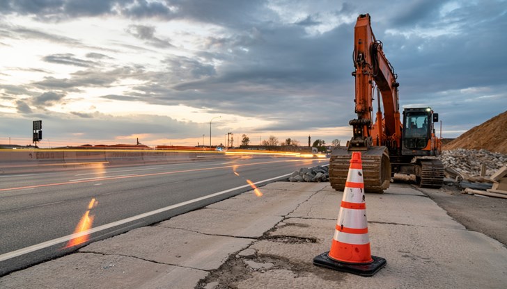 Пътуващите ще трябва да използват обходни маршрути Пътуващите ще трябва да използват обходни маршрути