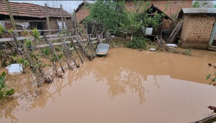 Хората в региона се надяват на помощ от доброволци Хората в региона се надяват на помощ от доброволци