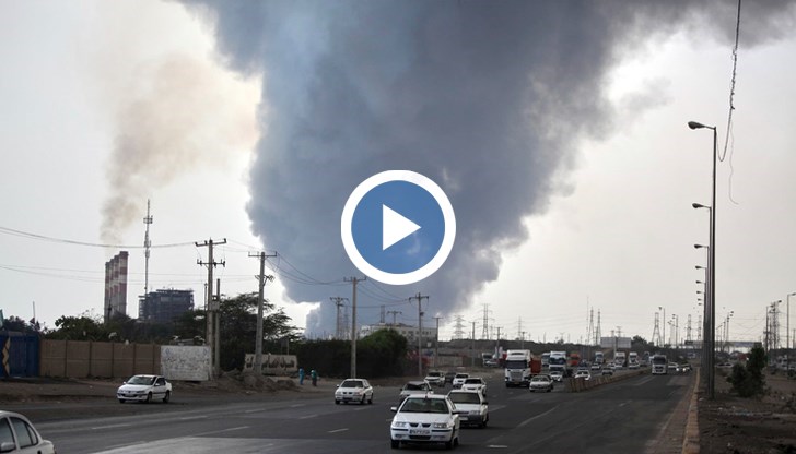 Спасителните екипи се борят да помогнат на стотиците пострадали в Бандар Абас