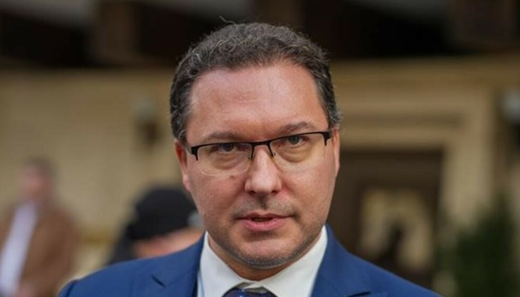 Скандалът с контрабандните цигари отне поста на Калин Литов