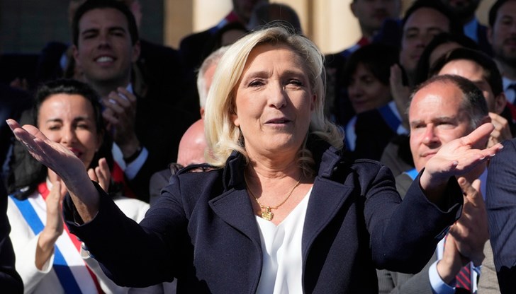 Лидерът на френската опозиция обеща да не се отказва от политическата борба