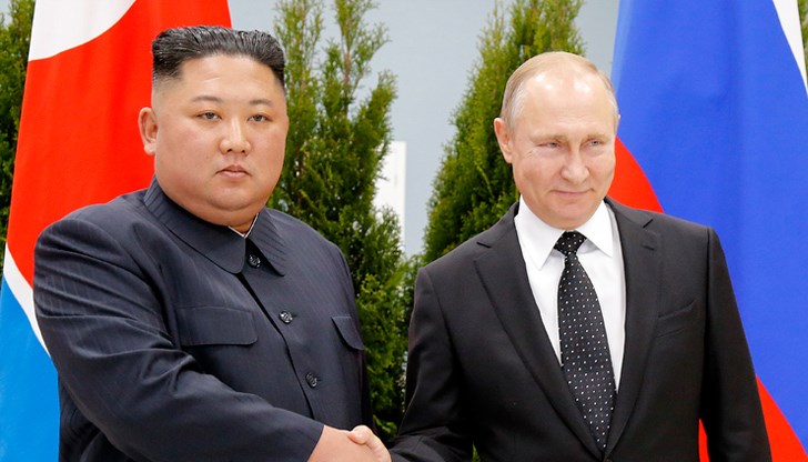 Владимир Путин благодари на Ким Чен Ун за "героизма и самоотвержеността" на севернокорейските войници Владимир Путин благодари на Ким Чен Ун за "героизма и самоотвержеността" на севернокорейските войници