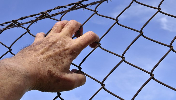 Освен затвор, нарушителите ще бъдат лишени и от определени права