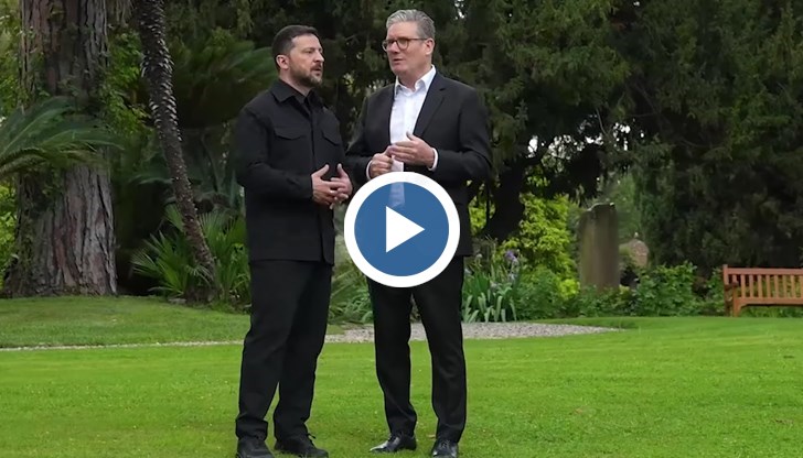 Разговорът на украинския президент с Киър Стармър бе след траурната церемония за папа Франциск