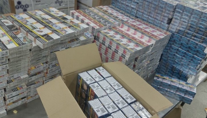 Специализирани екипи претърсват ГКПП "Капитан Андреево" и митниците в Пловдив по случая с 15 камиона, пътуващи за Румъния