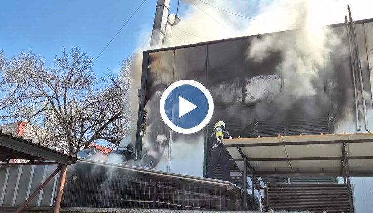 Инцидент със скара в кухнята вероятно е причината за огъня в складовите помещения