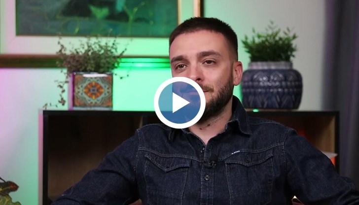 Популярният певец получава признание за благотворителната си дейност