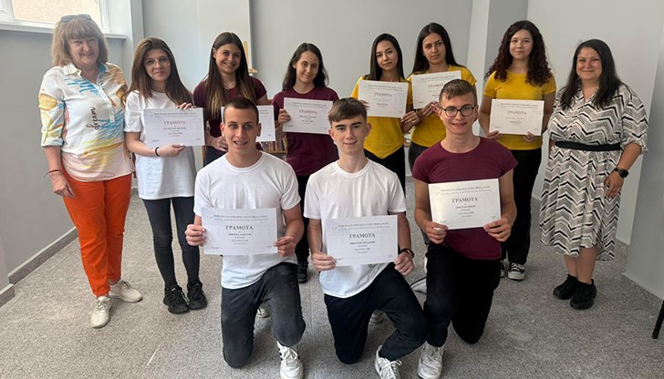 Загадки с български писатели изпитаха уменията на русенски ученици