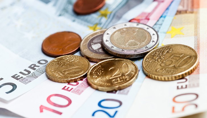 Европейската икономика се нуждае от структурни реформи, за да поддържа възхода на единната валута Европейската икономика се нуждае от структурни реформи, за да поддържа възхода на единната валута