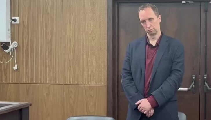 Джоузеф Тейтър е обвинен в нападение над руски полицай Джоузеф Тейтър е обвинен в нападение над руски полицай