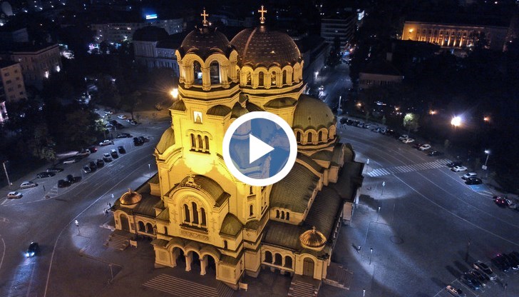 Засилено присъствие около всички храмове в страната, пожарникари проверили близо 1800 обекта