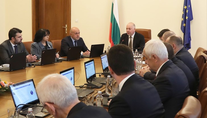 Министрите смениха управата на три области